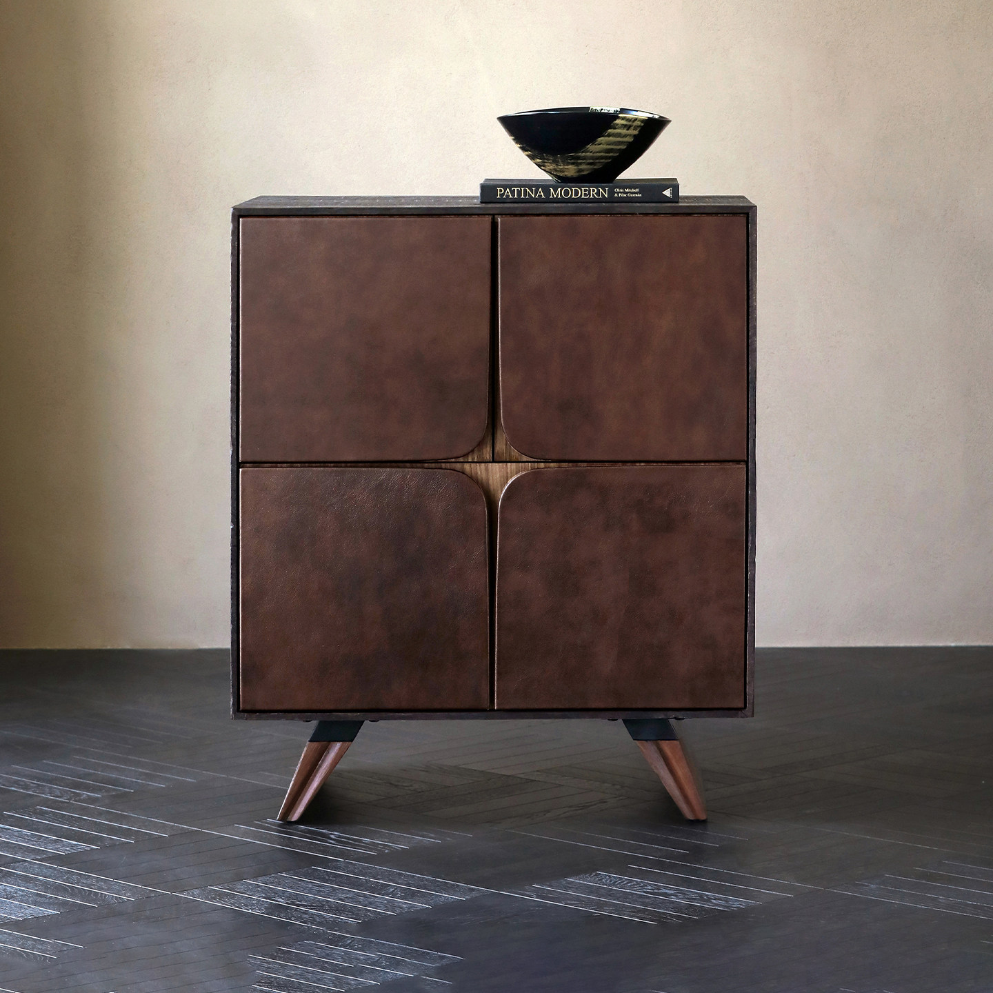 艺术符号北欧表情norhor宾纳进口复古乡村皮革实木迈尔斯玄关柜