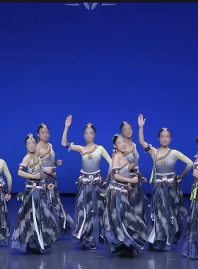 舞优伶民族民间PDE国际舞蹈大赛 《雪域之宝地》专业定制表演服装