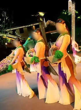 舞优伶《赶街子》现当代舞蹈专业定制女子群舞民族民间演出服装