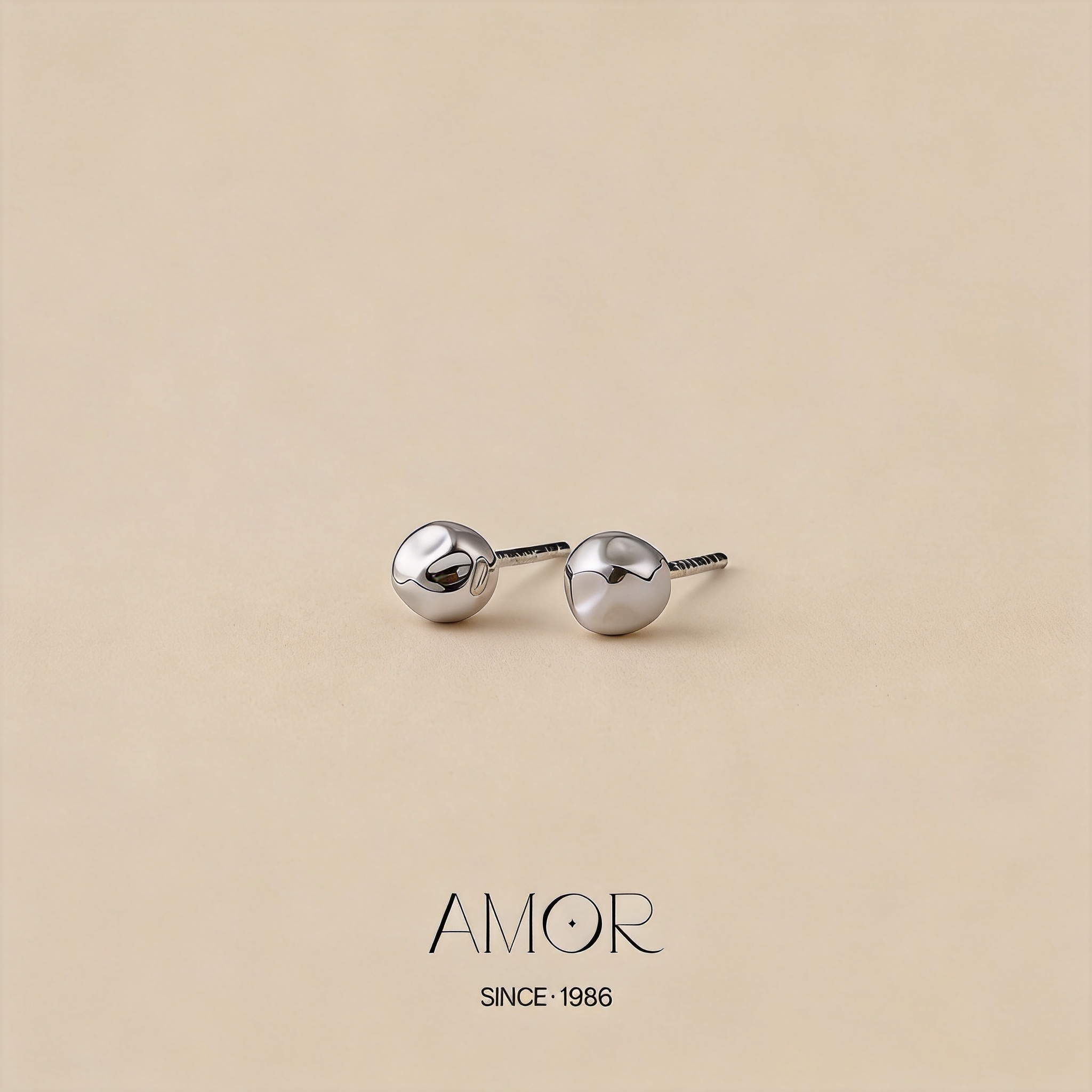 AMOR 锤纹圆珠耳钉女925银耳饰新款爆款轻奢小众原创设计