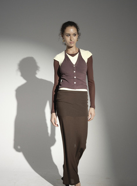 Kiwi Jadeite2025新款棕色拼接层次假三件叠穿正肩亲肤上衣女小众