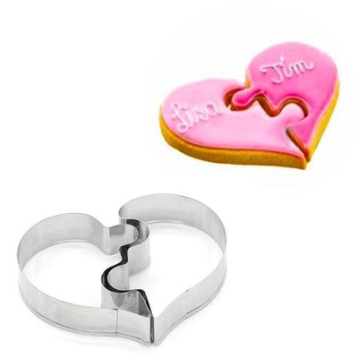 2Pcs Heart Cookie Molds Left Right Heart Shaped Cookie Cutte