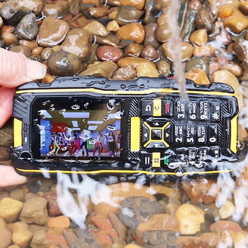 No Russian writing IP67 waterproof rugged 3G WCDMA GSM shoc