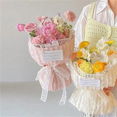 Attractive Flower Packaging Lace Design Flower Wrapping