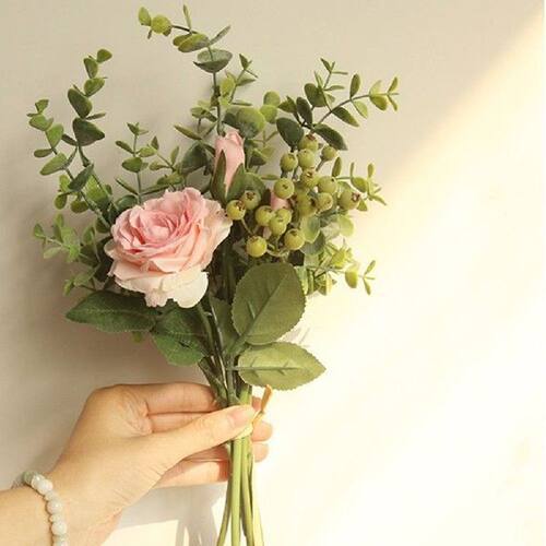 Simulation Flower Bouquet Eucalyptus Rose Wedding Holding
