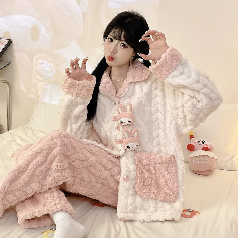 珊瑚绒睡衣女款秋冬季加绒加厚可爱卡通带口袋长袖保暖家居服套装