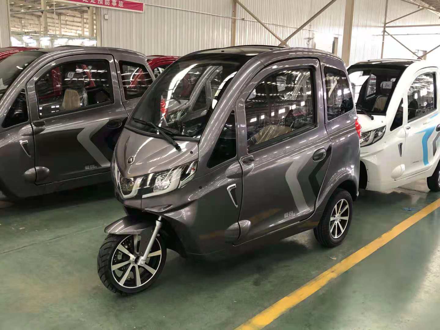 爱玛能众电动三轮车整车配件外壳塑件挡风玻璃减震后桥电机控制器