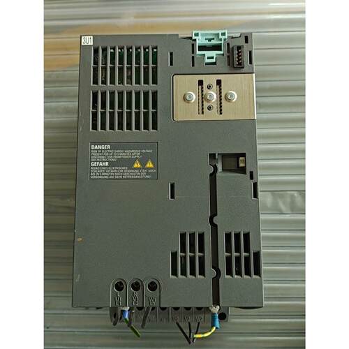 议价西门子变频器6SL32101SE160AA0英国制造