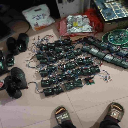 议价拍前询价原装拆机比泽尔压缩机保护模块SEE1和INT69E1的共4