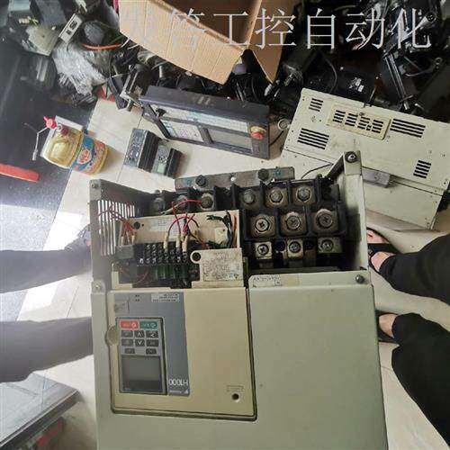议价安川变频器H1000系列45kw拆机质量好的少下盖议价