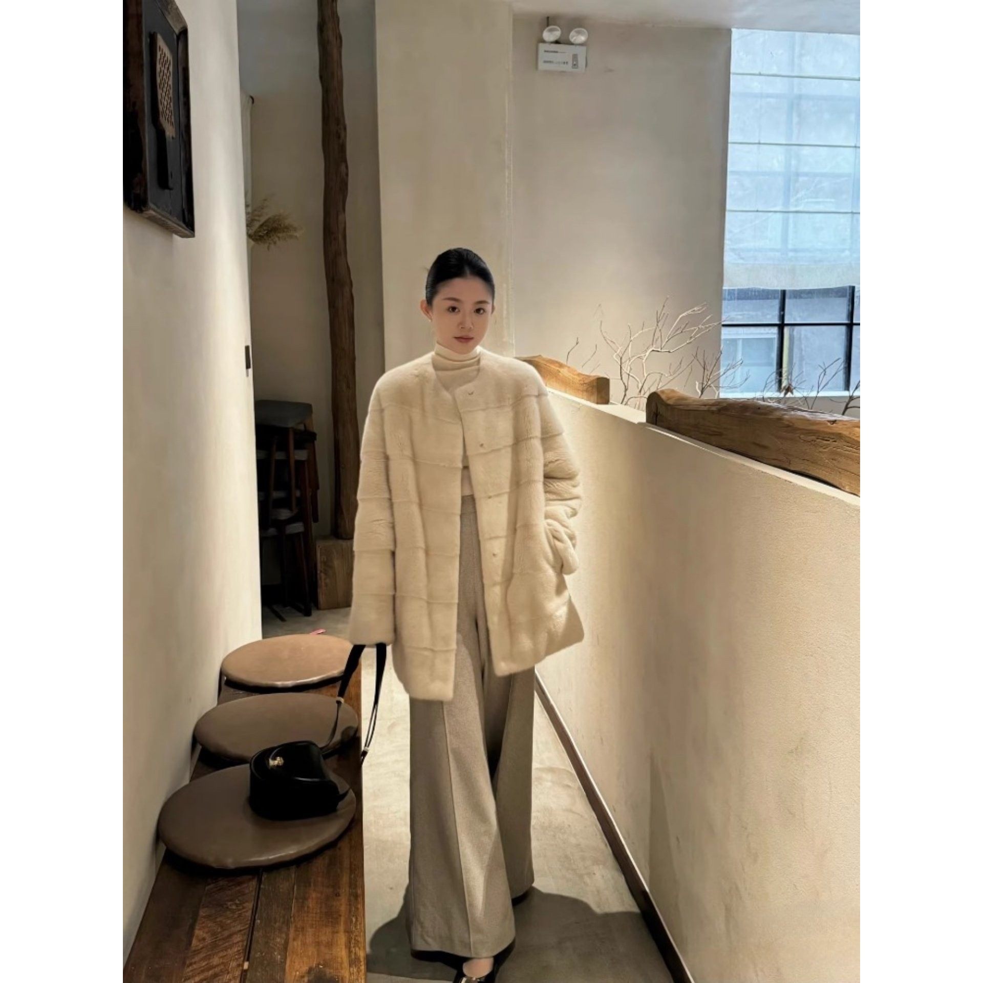 CHLENADY白色水貂绒皮草外套女冬高端横排工艺定制设计感绝美上衣,女装/女士精品,皮草,淘宝优惠券,粉丝福利购,淘宝优惠卷