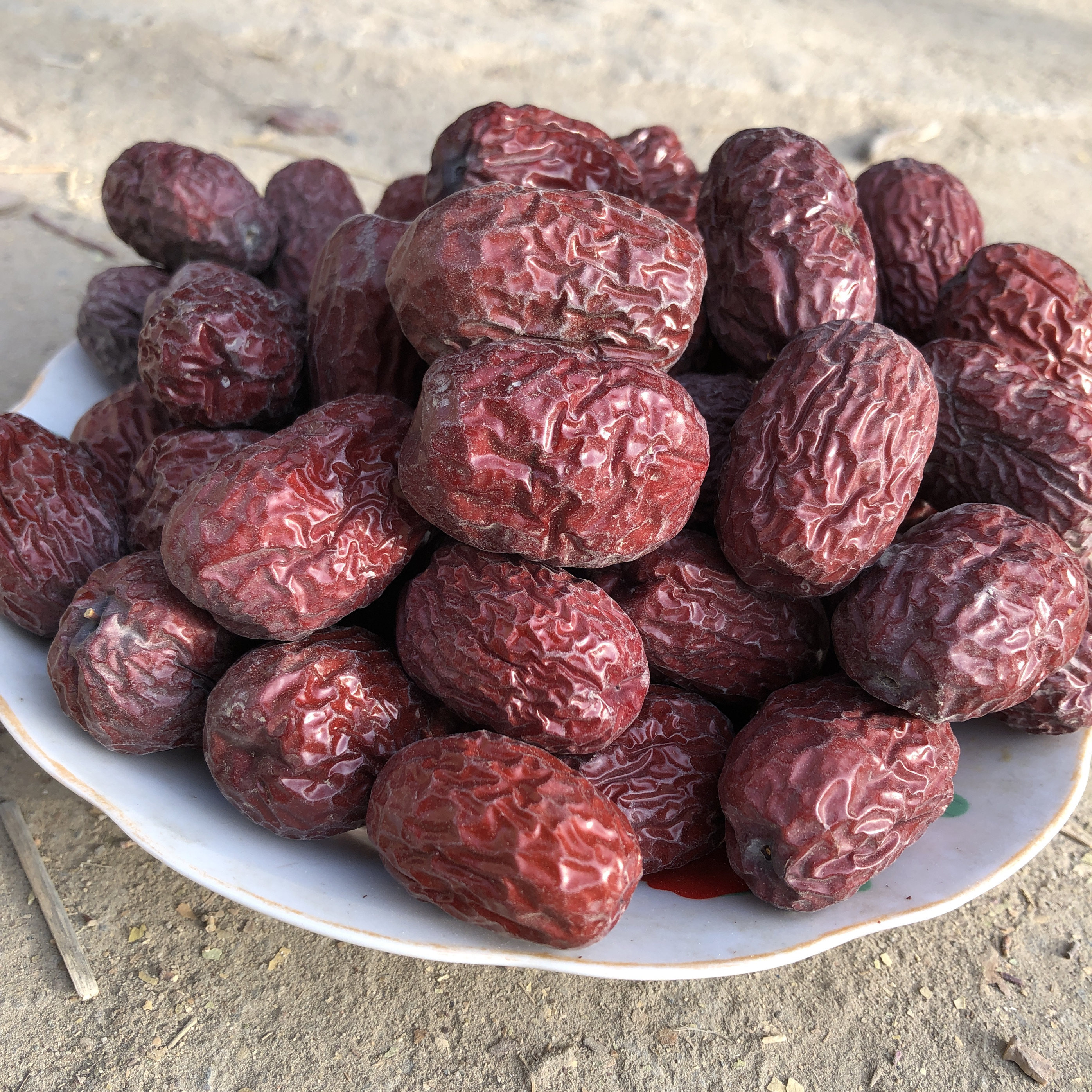 枣王 若羌灰枣原生态未清洗带土带灰【新疆直发包邮】,零食/坚果/特产,枣类制品,淘宝优惠券,粉丝福利购,淘宝优惠卷