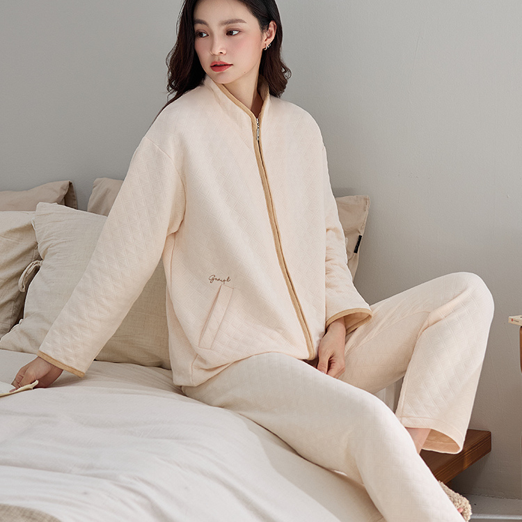 嫚琳雅-00棉女士家居服拉链上衣长袖+长裤空气棉夹层睡衣套装9087
