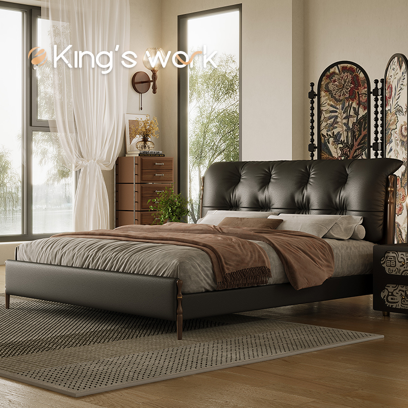 金仕卧中古风软包真皮床