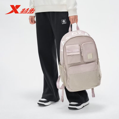 特步大容量四季户外双肩包