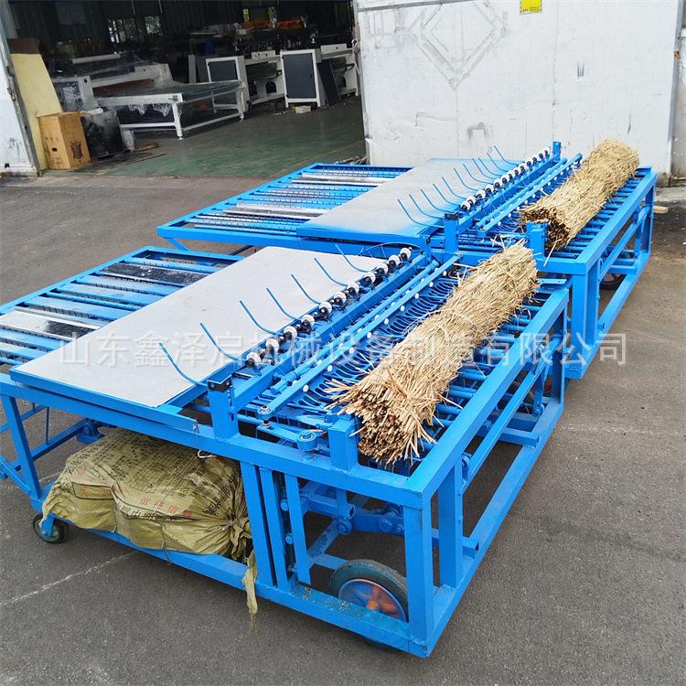 金蝉卵用树枝编织机公路植被养护草毡机芦苇稻草秸秆电动草帘机