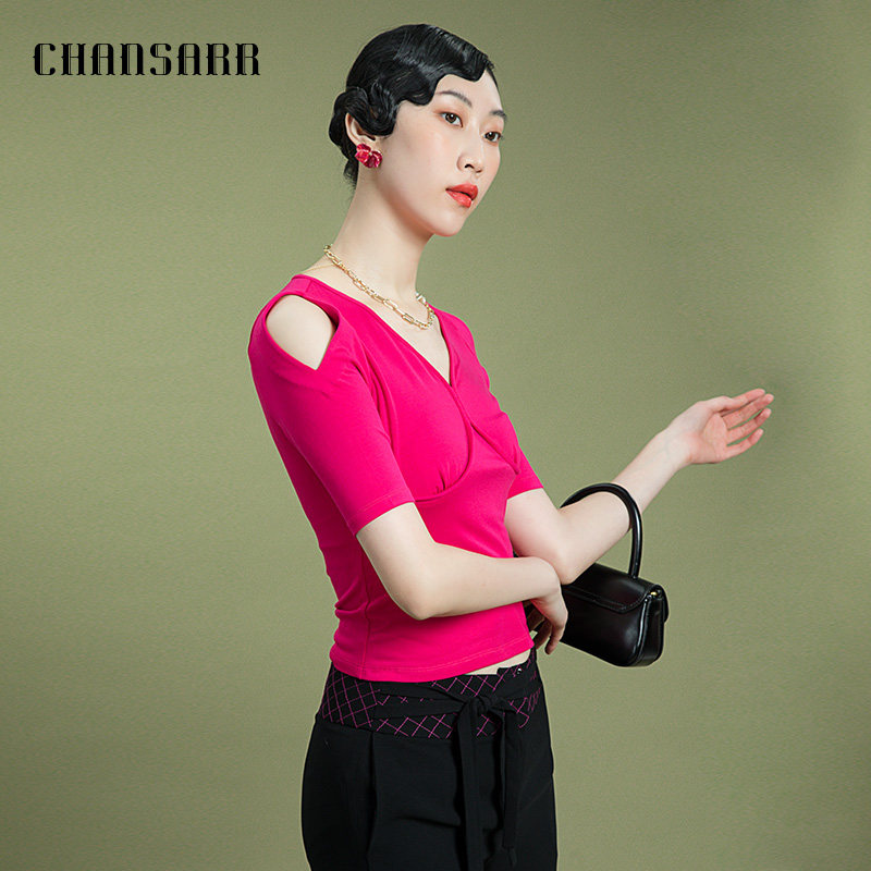 香莎CHANSARR 复古优雅玫红针织露肩小上衣 短款修身显瘦短袖T恤