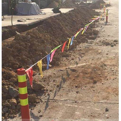 施工道路旗彩旗工地安全警示三角隔离带彩色警戒线小红旗围绳