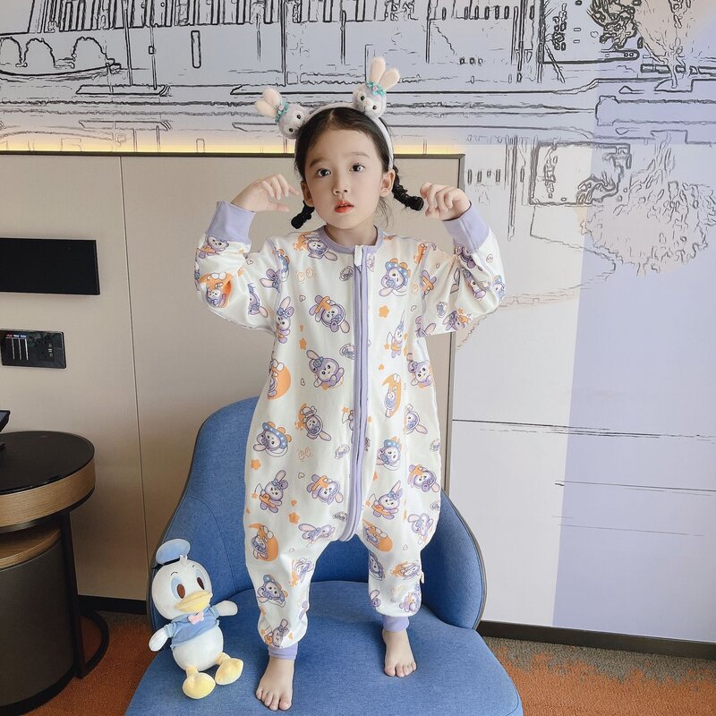 新生儿睡衣儿童小童德绒连体衣春秋季保暖卡通睡袋女童拉链家居服
