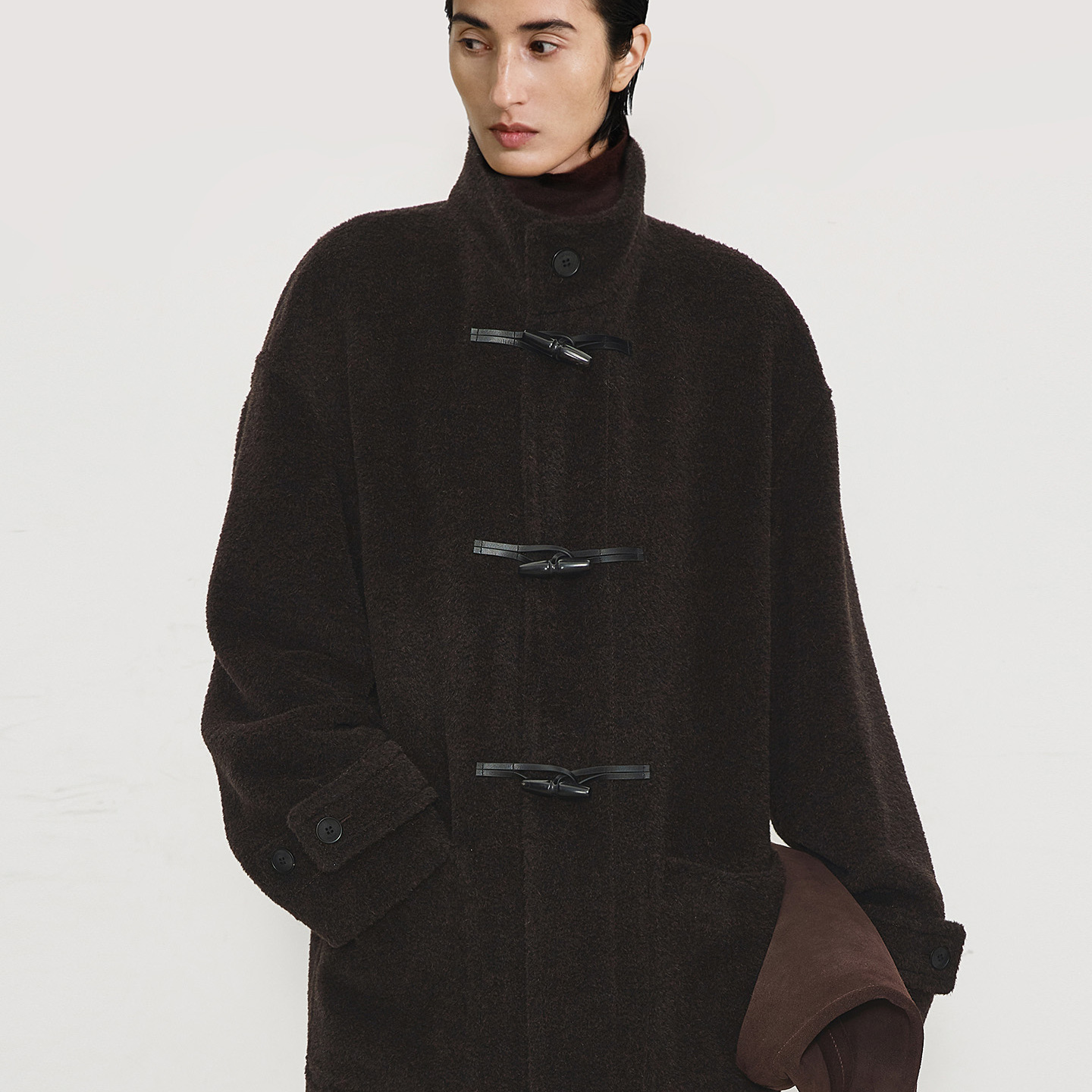 鼎奢升级湿狗Alpaca牛角扣大衣