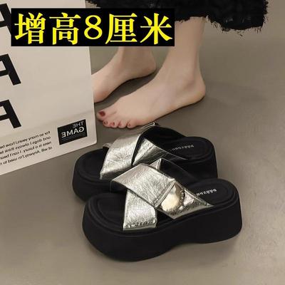 香港真皮厚底凉拖鞋女夏季外穿2025新款小个子软底松糕增高跟凉鞋