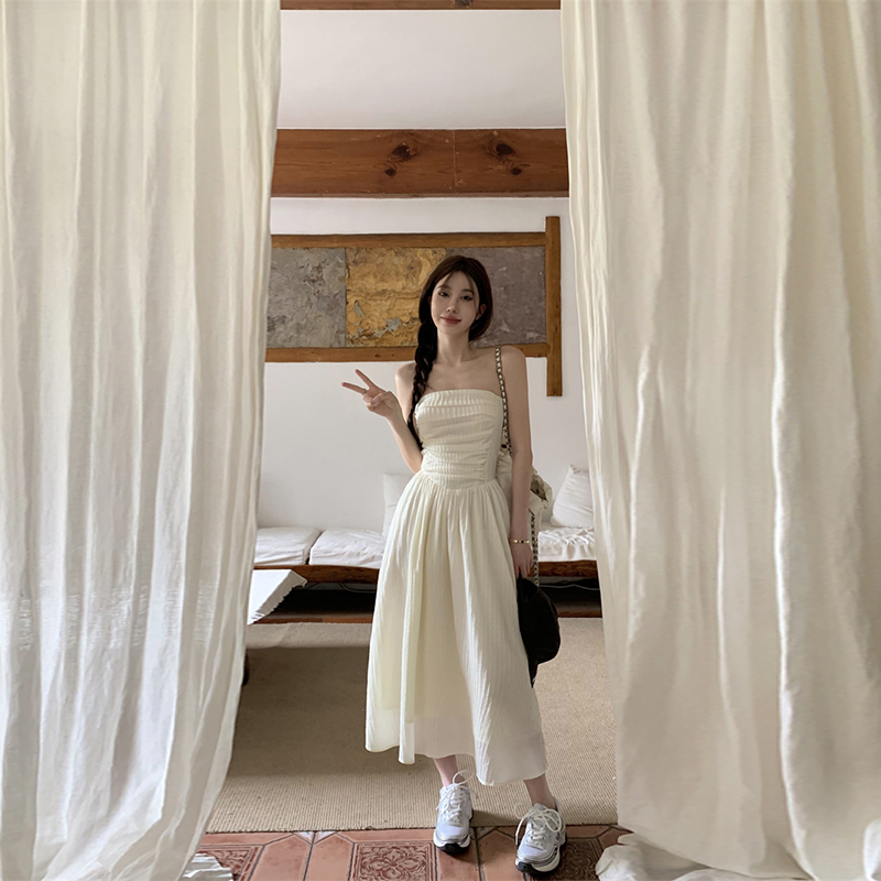 法式纯欲白色抹胸连衣裙女夏季小个子无袖裙子初恋小白裙收腰长裙