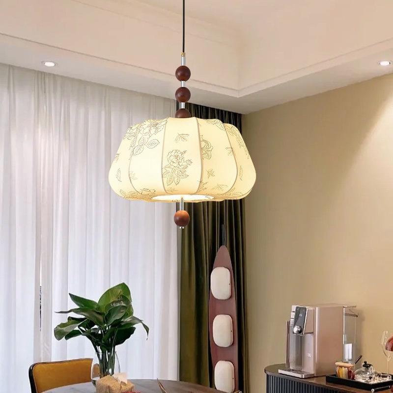 热销法式中古餐厅布艺吊灯吧台温馨花纹实木卧室书房衣帽间复古栗