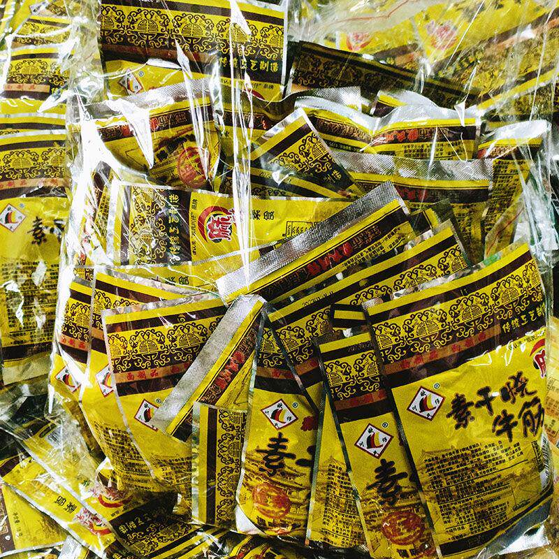 包邮广西玉林特产欧式川仔干烧牛筋辣条第二代麻辣面筋素食零食