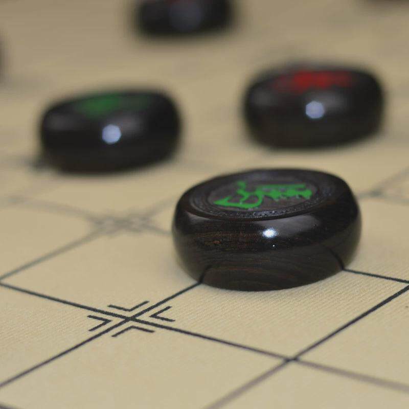 紫光檀阳雕棋盘象棋儿童中国象棋带棋盘便携式象棋单棋子送棋布