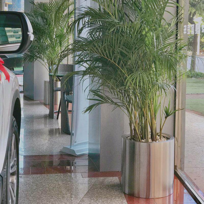 不锈钢花盆花桶落地金属绿植圆形玫瑰金花盆套钛黑花箱花瓶