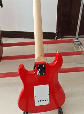 36寸儿童电吉他民谣吉他白铜线杨木琴体封闭弦钮尤克里里