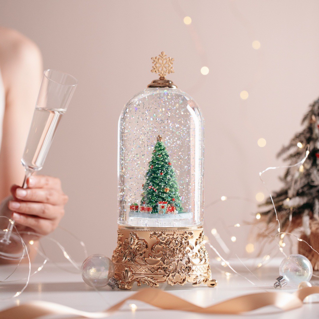 s04-3电镀圣诞旋转钟罩水晶球音乐盒平安夜氛围摆件布置小夜灯