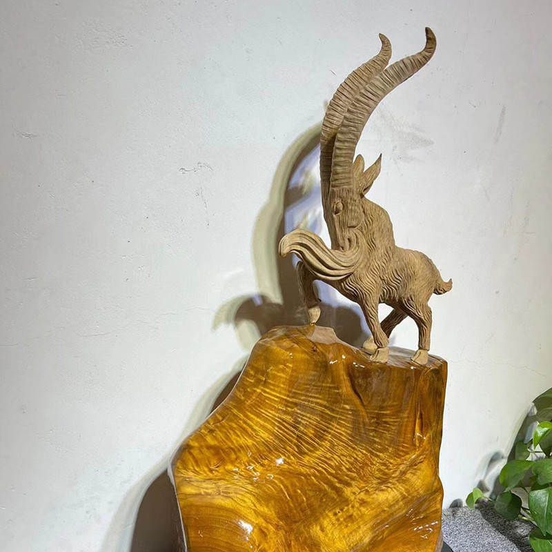 99ch批发小叶金丝楠木【领头羊木雕】手工雕刻生肖羊摆件家居送礼