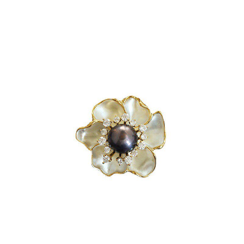珍珠山茶花防走光小别针 镀真金新品花朵胸针胸花配饰品