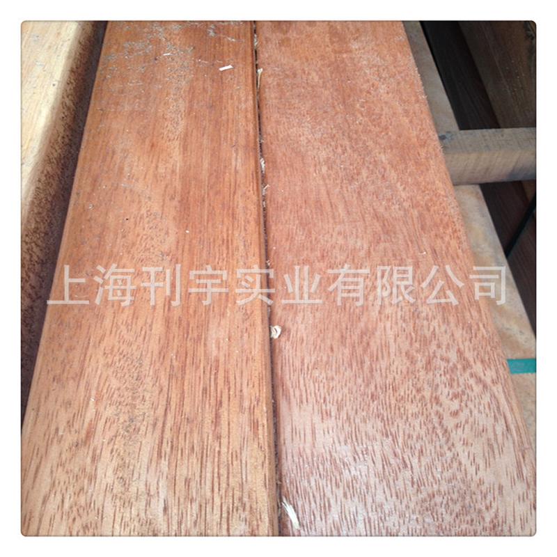柳桉木柳桉木防腐木圆柱户外栏杆木栈道护栏枕木垫木硬木加工