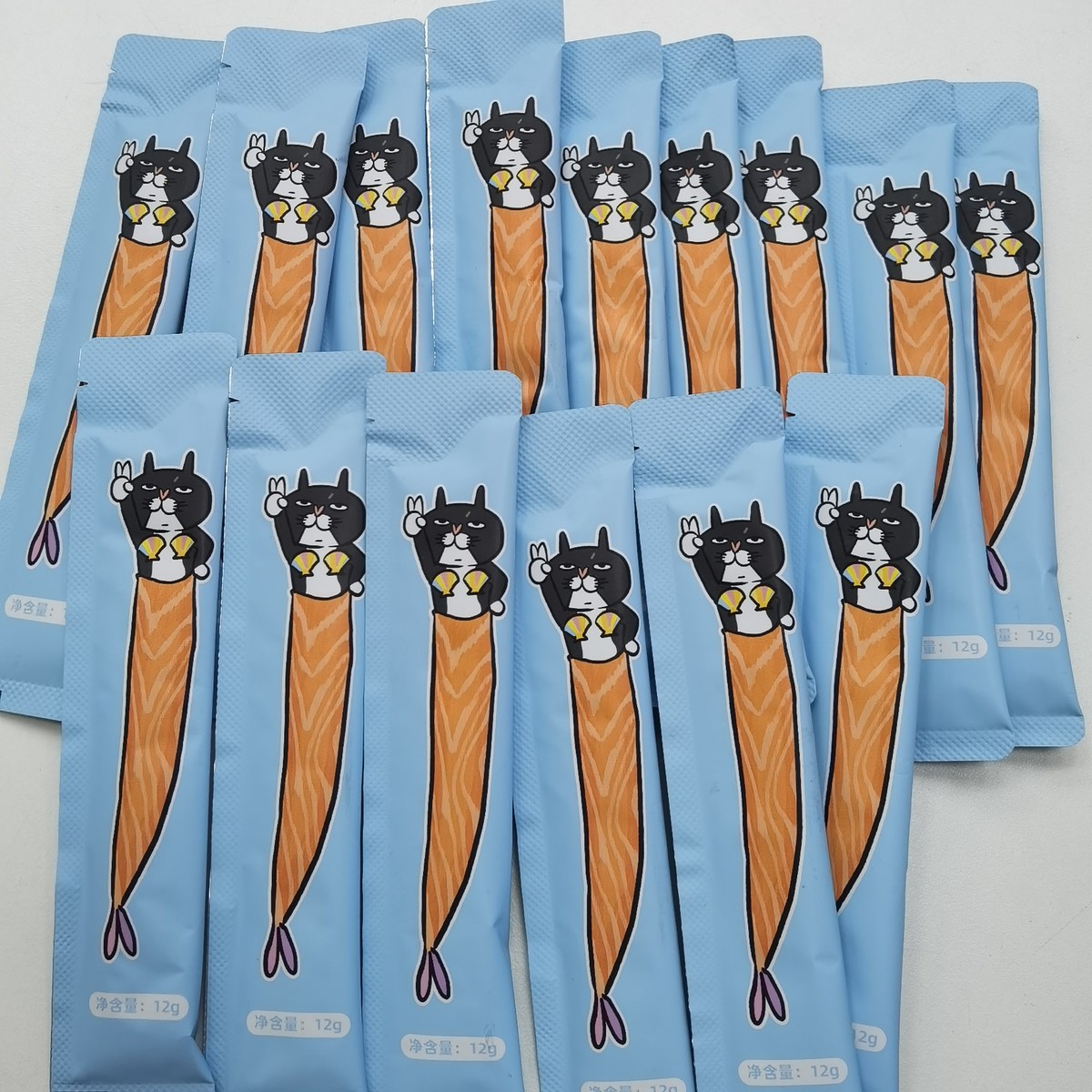 欧耶喵猫条零食营养增肥发腮月幼猫咪湿粮包三文鱼鸡肉三个成新品