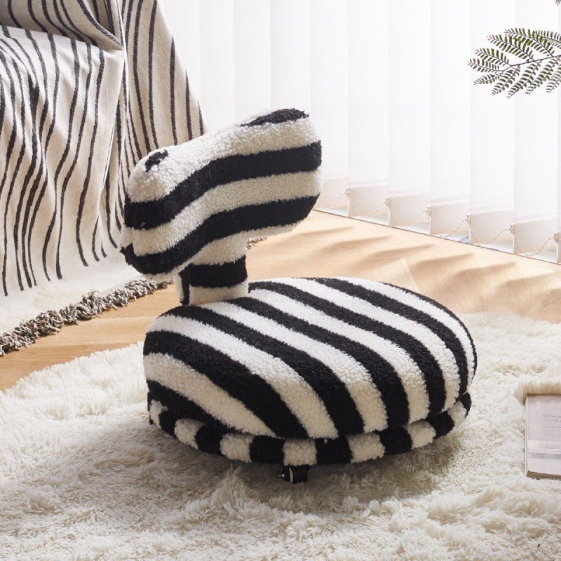 新款轮小凳子门口可移动换鞋凳家用客厅卧室滑轮矮凳美缝四季款