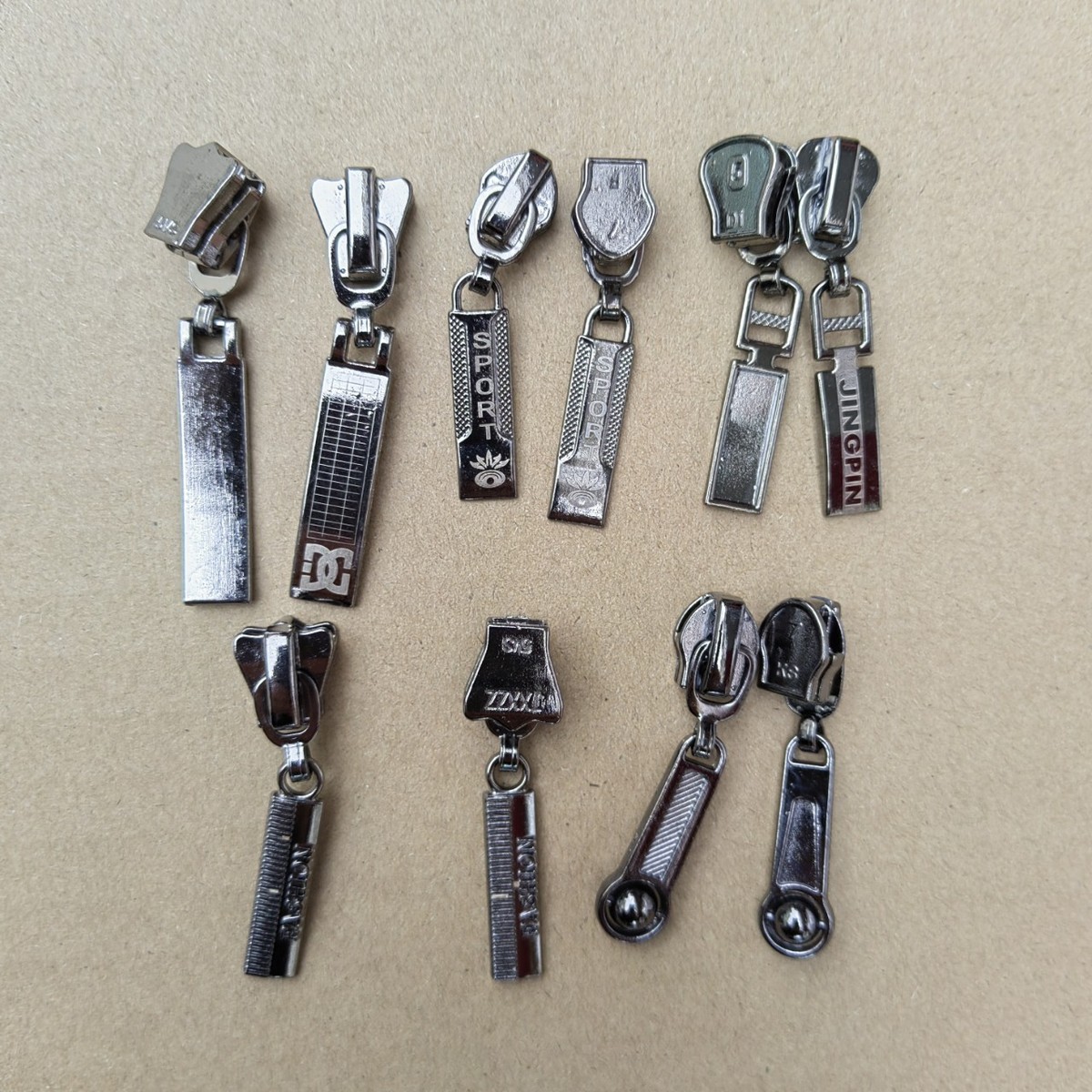 称斤拉头3/4/5/7/8/10号混选拉锁头树脂尼龙金属反双开衣服拉炼头