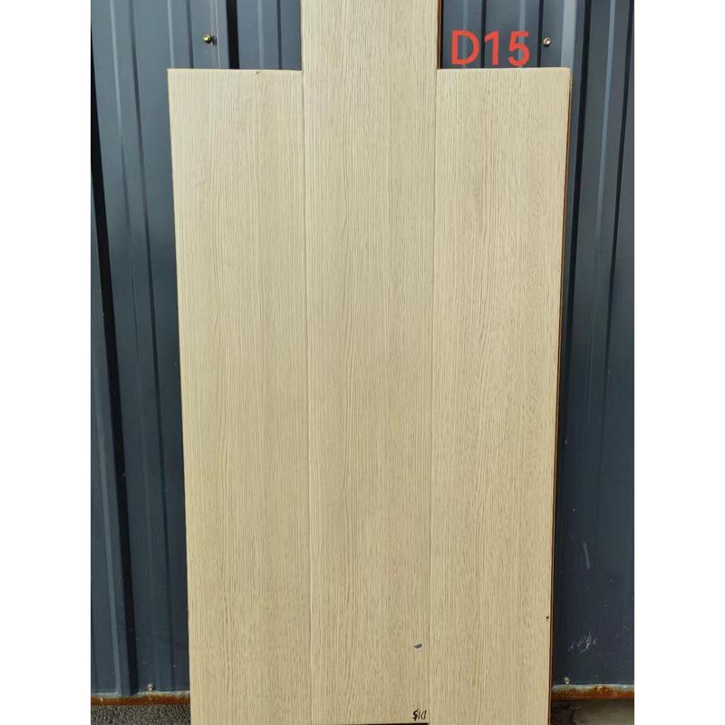 北欧冷色系原木色12mm强化复合地板防潮锁扣家用商用工装木地板