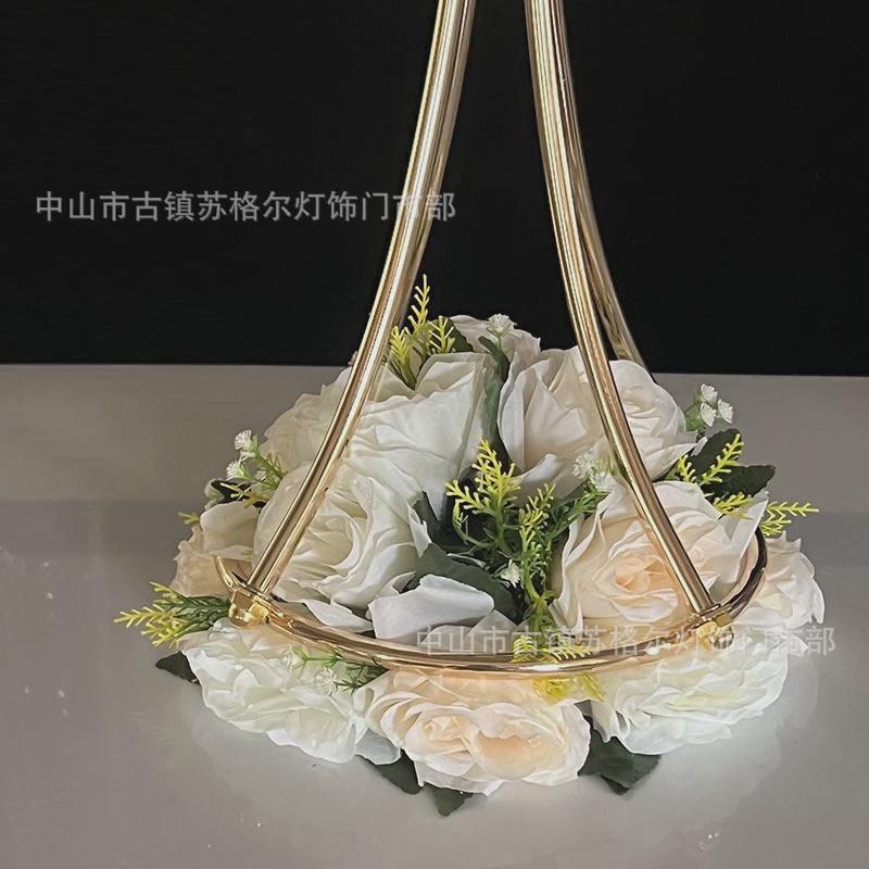 金新款烛台铁艺电镀婚庆花架小蛮腰现代装饰橱窗摆件婚礼布置路引