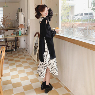 新款 2024春季 小心机露肩连衣裙 卫衣裙女中长款 假两件碎花拼接长袖