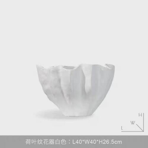 欧式简约树脂荷叶花瓶创意样板间卧室客厅餐桌酒柜茶几工艺品摆件
