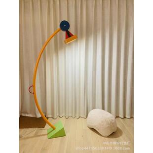 孟菲斯台灯客厅卧室床头儿童房设计师卡通彩色几何台灯氛围