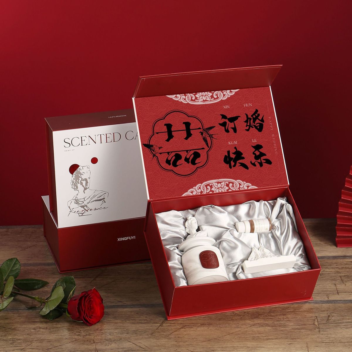 新婚礼物送新人闺蜜朋友高级感香薰蜡烛礼盒雕像香氛结婚小众礼品