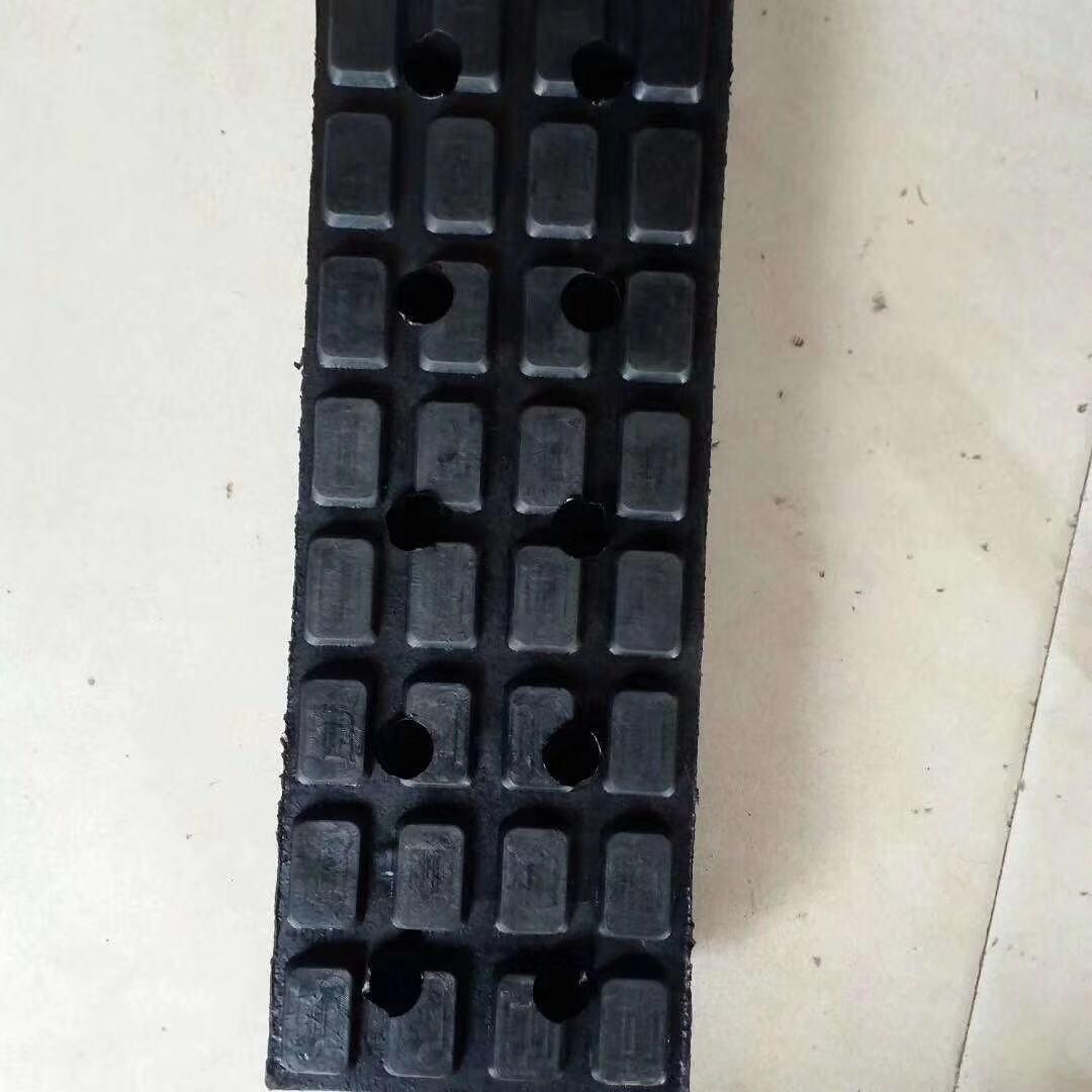 400*150*40mm一砖机胶块龙夹科达掰板机胶块徐峰收转机橡胶块