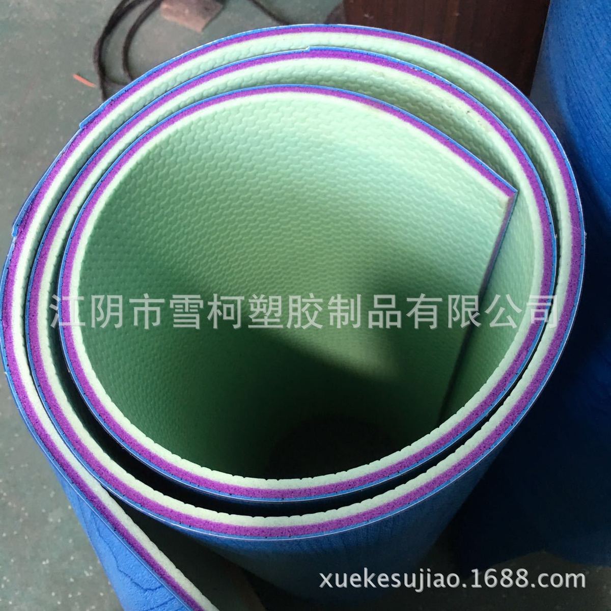 pvc运动地板篮球场健身房弹性地胶办公室仿木纹地毯商务塑胶地板