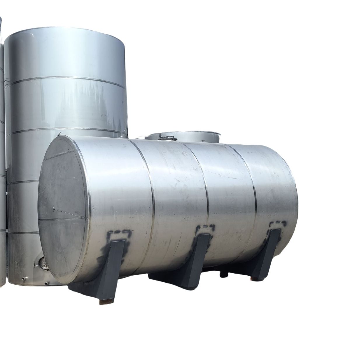 立方直供304不锈钢储罐316l不锈钢储罐订做50厂家液体储罐大威