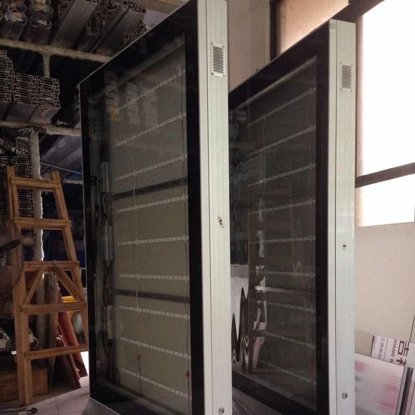 大型画面靠墙户外滚动灯箱落地式灯箱自动更换单面灯箱宣传栏