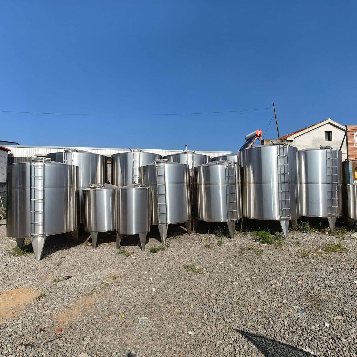 304不锈钢储罐储油罐立式5吨立式储液罐储水罐10吨储酒罐,清洗/食品/商业设备,奶罐/储罐,淘宝优惠券,粉丝福利购,淘宝优惠卷