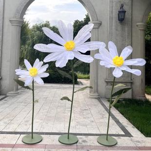 2024婚庆雏菊纸花场景布置花橱窗装饰道具纱花丝网婚礼路引花